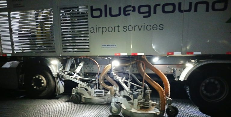 ARC-1600 da Blueground na remoção de borracha durante a madrugada
